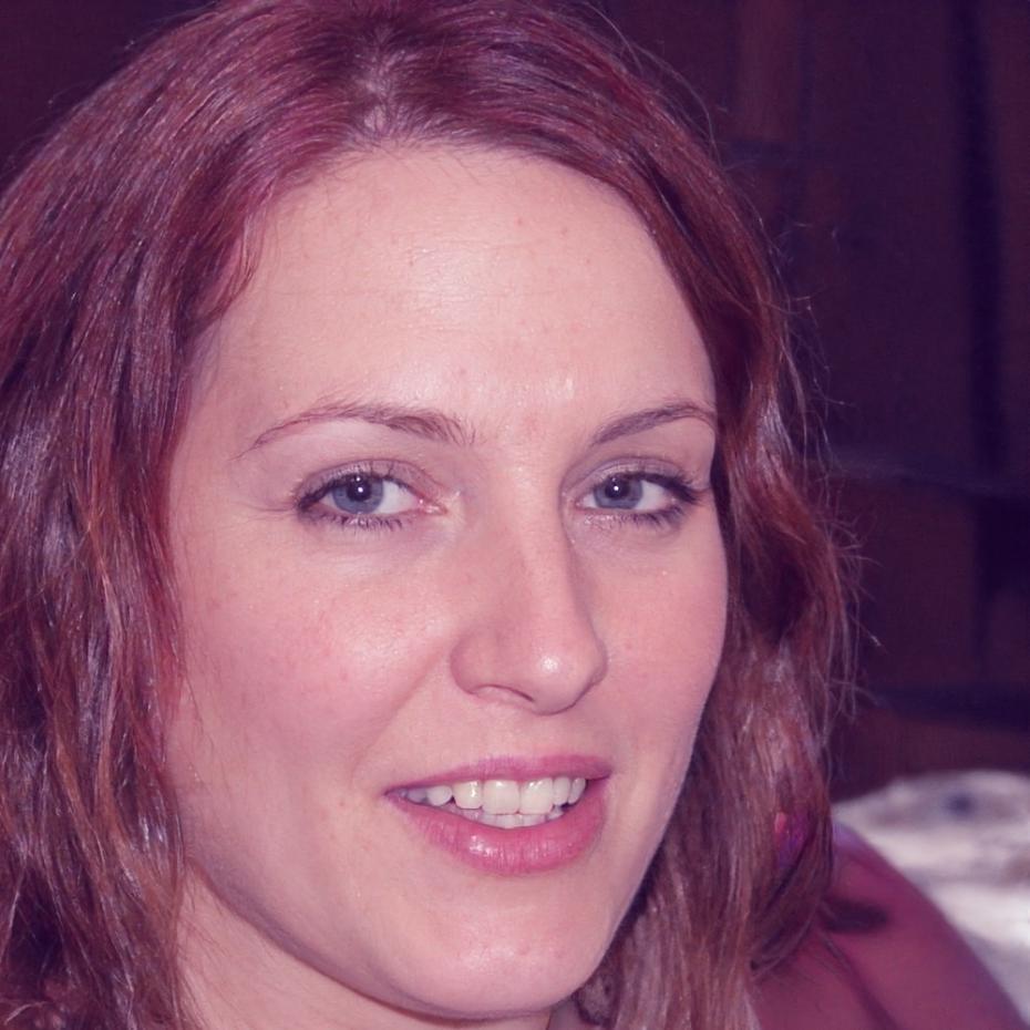 Instructora especializada Lucía Méndez